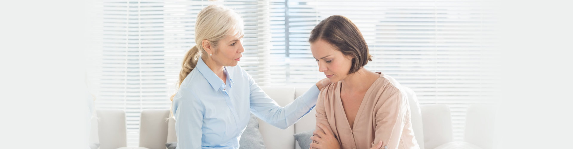 young female doing counseling to her female consultant